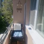 студио за двама с паркинг-център,морска градина,плаж * Варна