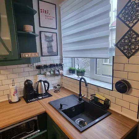 Apartment студио за двама с паркинг-център,морска градина,плаж - Mood Vibes *