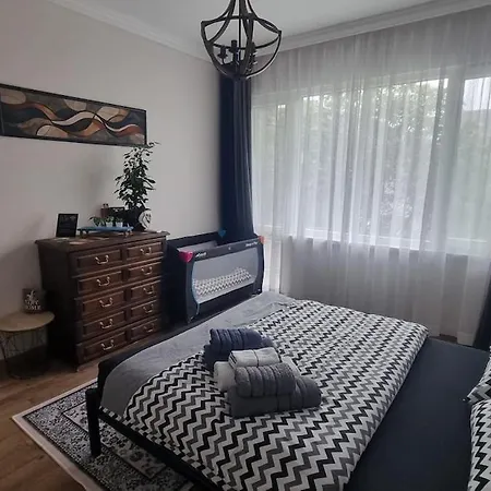 Apartmán студио за двама с паркинг-център,морска градина,плаж - Mood Vibes *