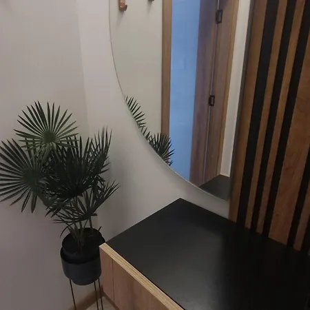 Apartmán студио за двама с паркинг-център,морска градина,плаж - Mood Vibes Varna