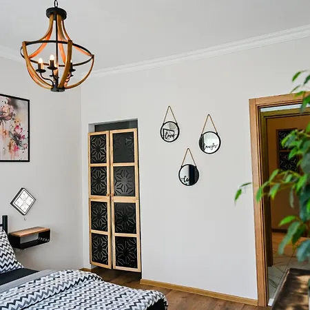Apartmán студио за двама с паркинг-център,морска градина,плаж - Mood Vibes Varna