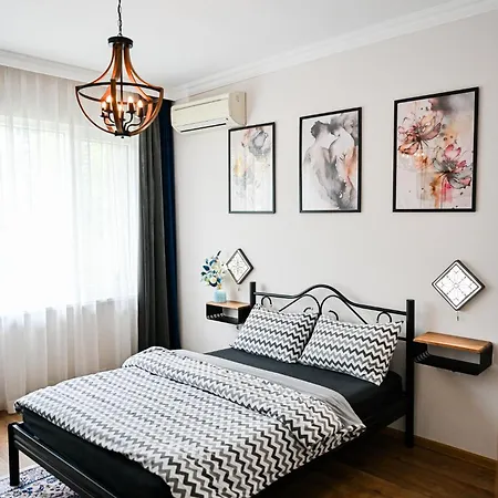 Apartment за двама с паркинг-център,морска градина,плаж - Mood Vibes